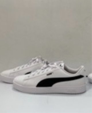 Zapatillas Puma Blancas y Negras