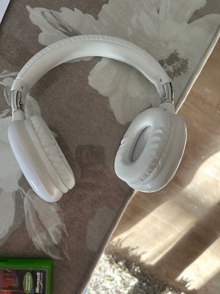 Auriculares diadema blancos