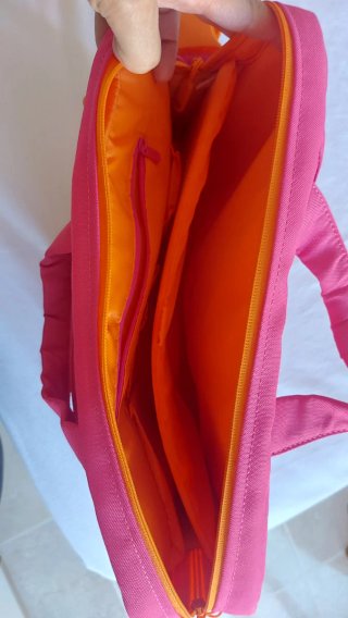 Maletín portátil fucsia y naranja