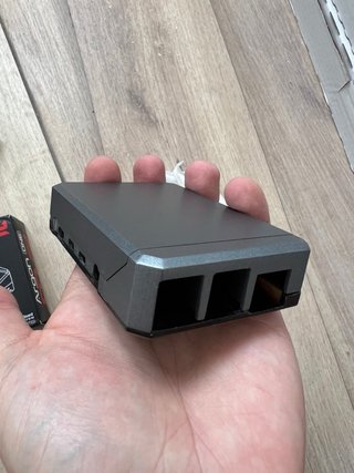 Raspberry Pi 4 8GB Argon ONE M.2 SSD 128GB extras