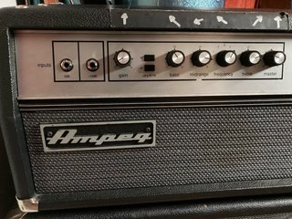 Ampli Bajo Ampeg SVT-AV 300W + Pantalla + Case.