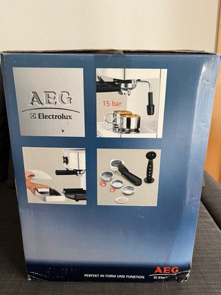 Cafetera Espresso AEG Electrolux EA 150