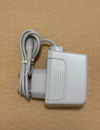 Caricabatterie Nintendo 3DS
