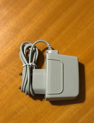 Caricabatterie Nintendo 3DS
