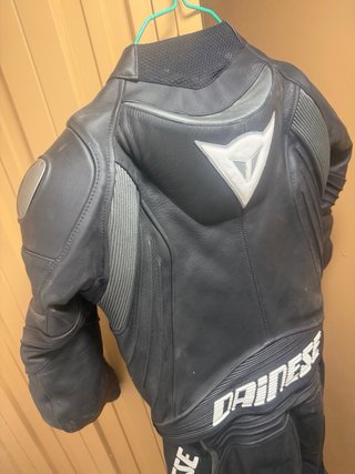 Mono Dainese Laguna Seca 4 mujer (Talla 44)