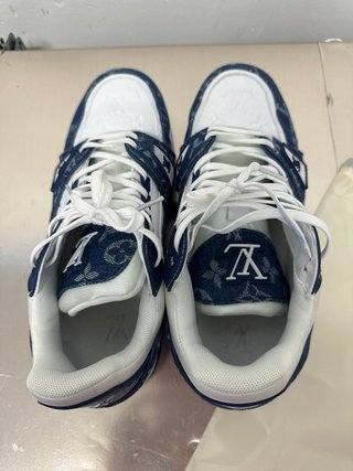 Zapatillas Louis Vuitton Blancas y azules
