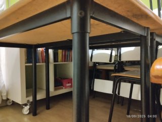 Tavoli in legno e metallo