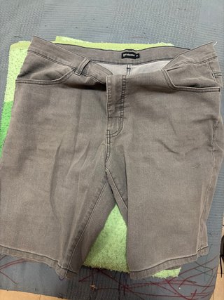 Pantalón corto gris Inextenso Talla 50
