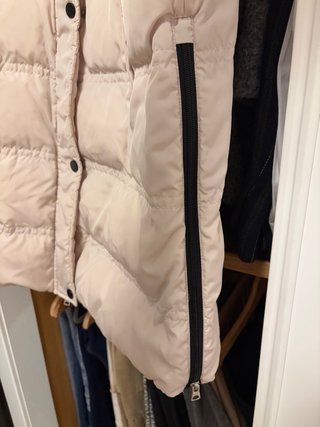 Plumífero Bimba y Lola beige Pluma