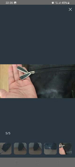Maleta de viaje negra con ruedas