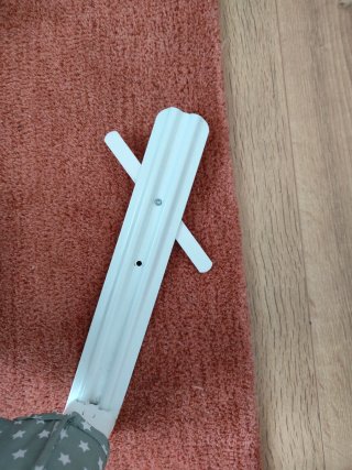 Barrera de cama infantil estrellas grises