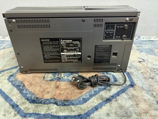 LECT VHS PORTATIL MITSUBISHI HS-700E