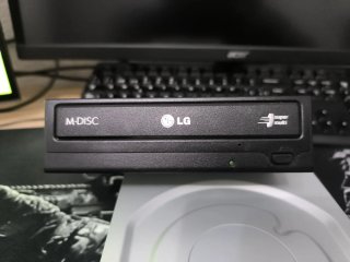 LG M-DISC Grabadora Interna PC Negra