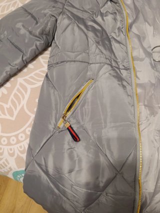 Parka acolchada gris talla L