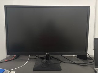 Monitor LG 27 Pulgadas Negro+Cable HDMI