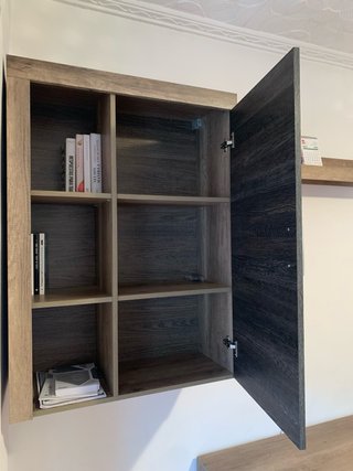 Mueble TV con armarios y estantes