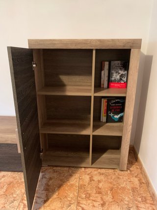 Mueble TV con armarios y estantes