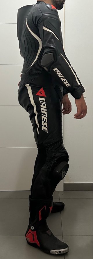 Mono Dainese Laguna Seca Talla 56