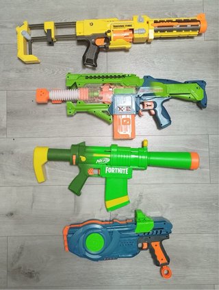 Lote Pistolas Nerf y X-Shot 10€  sueltas