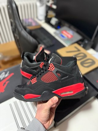 Jordan 4 Red Thunder