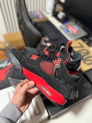 Jordan 4 Red Thunder