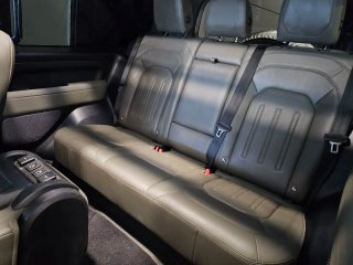 Land Rover Defender 3.0D MHEV 250cv First Edition