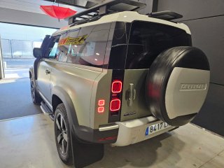 Land Rover Defender 3.0D MHEV 250cv First Edition