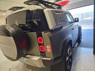 Land Rover Defender 3.0D MHEV 250cv First Edition