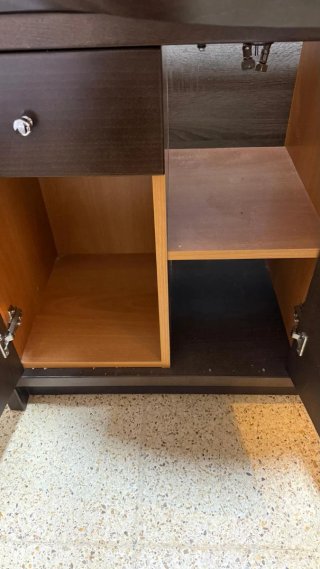 Mueble de baño madera y mármol