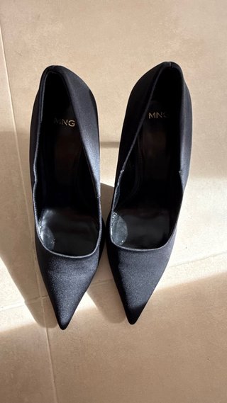 Zapatos de tacón negros