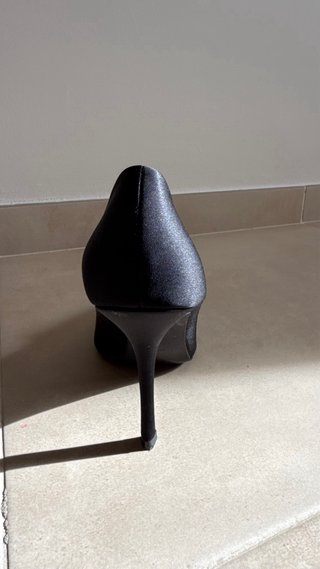 Zapatos de tacón negros