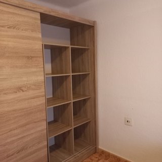 Armario doble de madera