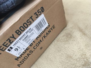 Adidas Yeezy Boost 350 V2 Negras Reflectantes
