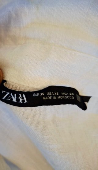 Camisón blanco y azul