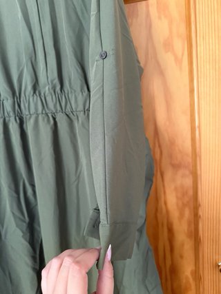 Vestido camisero verde oliva