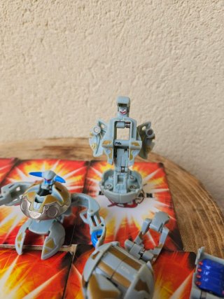 Vintage Bakugan Haos Lot - Battle Brawlers Collect