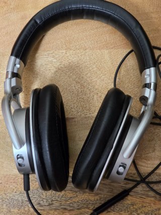 Takstar Pro 82 Auriculares Plateados y Negros
