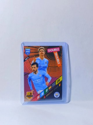 Cromo Panini FIFA 365 2024 Double Trouble