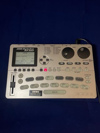 Zoom RhythmTrak RT-323 Drum Machine