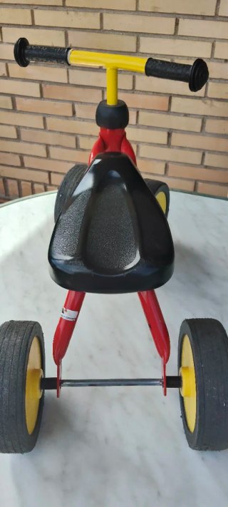 Bicicleta de aprendizaje 4 ruedas
