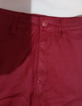 Pantalón rojo