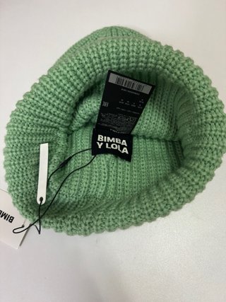 Gorro Bimba y Lola verde