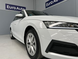 Skoda Octavia Combi Ambition 2.0 TDI 115Cv DSG 7 V