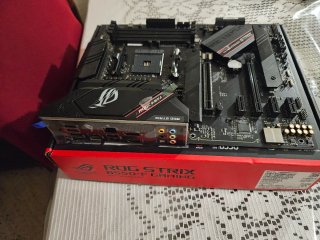Placa Base ASUS ROG STRIX B550-F GAMING
