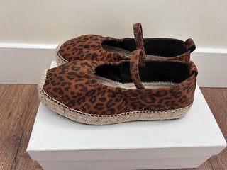 Alpargatas BIMBA Y LOLA Marrones