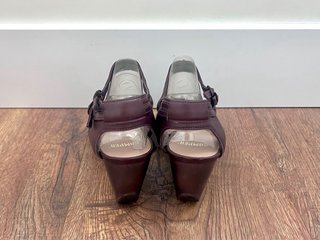 Sandalias Marrones Cuña