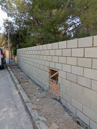 Muro de bloques de hormigón
