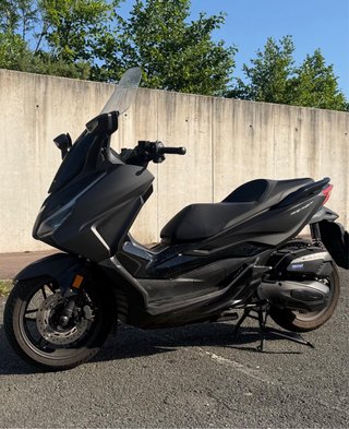 Honda Forza 125 Negra