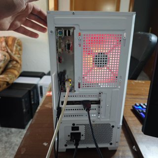 PC Gaming Blanco i7 9700, RTX 2060, 32GB, Garantia