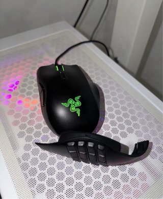 PC Gaming Blanco y Multicolor